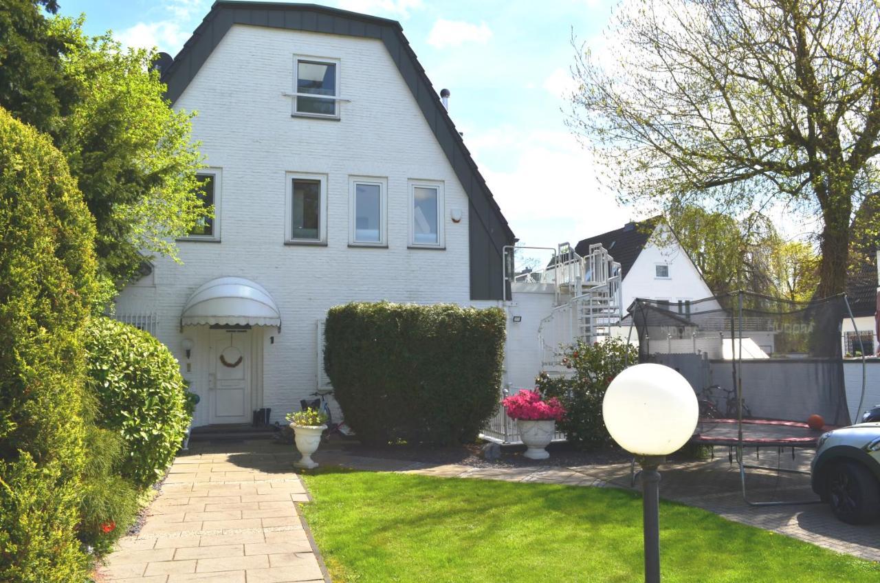 Av No.1 Düsseldorf Exterior foto